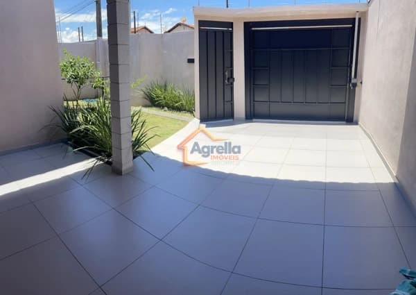 Casa em Mogi Guaçu - Jardim Ipê V