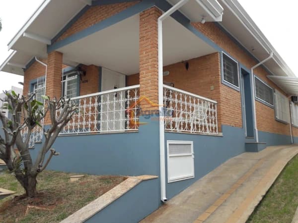 Casa em Mogi Mirim - Jardim Áurea