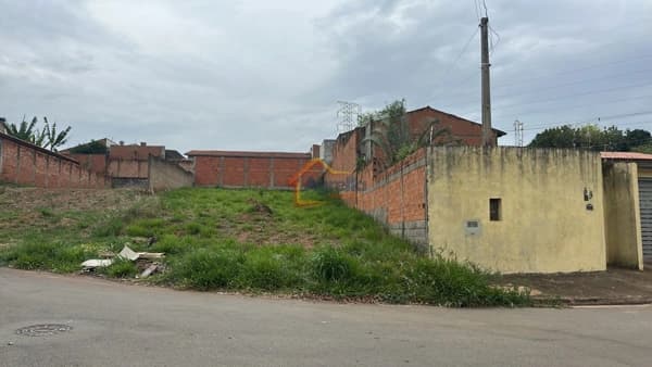 Lote/Terreno em Mogi Mirim - Parque Real