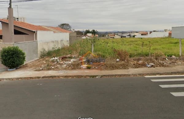 Lote/Terreno em Mogi Mirim - Jardim Scomparim