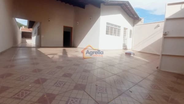 Casa em Mogi Mirim - Parque Real
