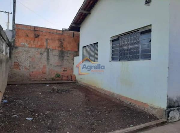 Casa em Mogi Guaçu - Jardim Ipê VI
