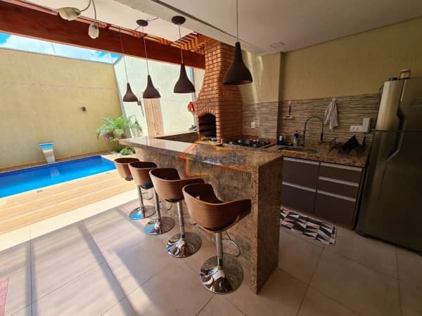 Casa em Mogi Guaçu - Jardim Cristina