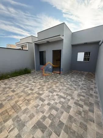 CASA TÉRREA COM SUÍTE À VENDA NO JARDIM IMPERIAL - MOGI GUAÇU/SP