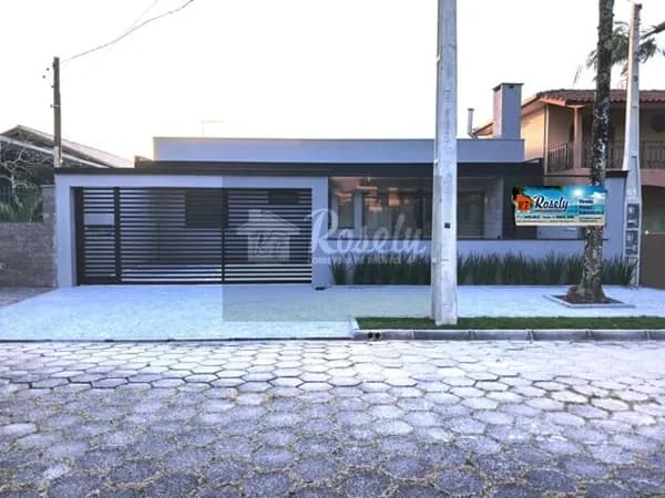 Casa em Pontal do Paraná - Balneário Itapuan