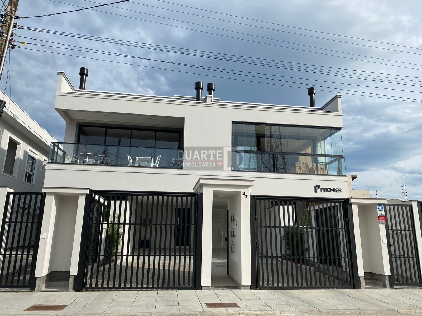 Residencial Jardim dos Sonhos: Exclusividade com 2 Suítes e Vista para o Mar na Praia da Pinheira, Palhoça