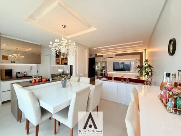 Excelente apartamento com 3 quartos no Bairro da Velha