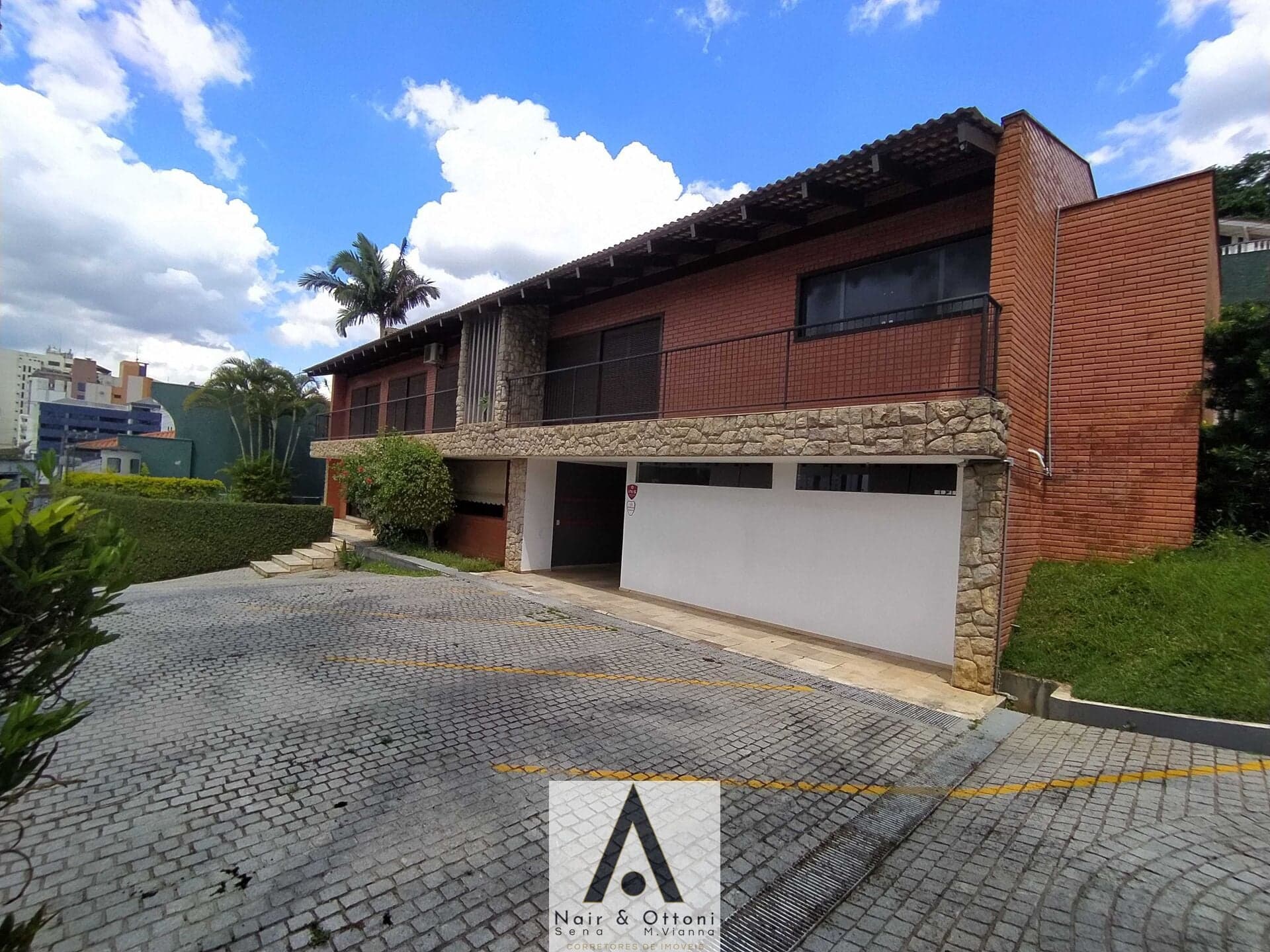 Casa Comercial para locação no centro de Blumenau