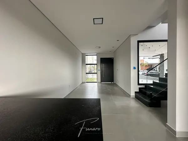 Sobrado à venda no Condomínio Terras de São Francisco-Sorocaba/SP
