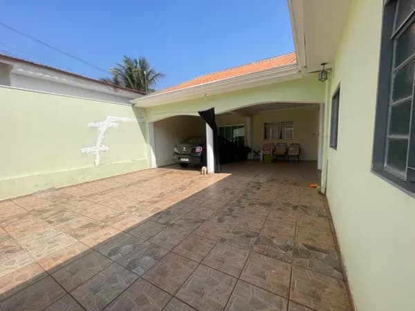 Casa em Ourinhos - Jardim Santa Fé
