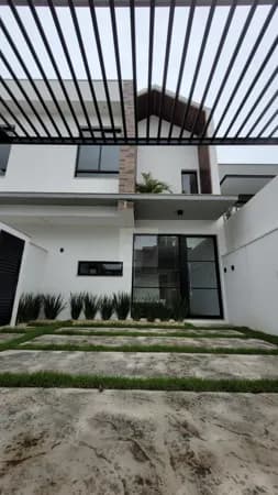 Sobrado em Camboriú - São Francisco de Assis
