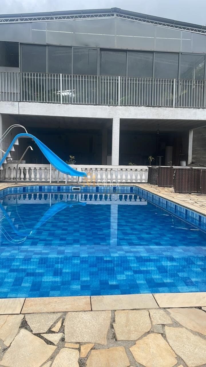 Casa próxima à Represa da Usina – Atibaia/SP