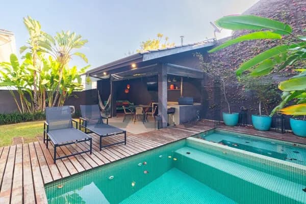 Casa Térrea - Residencial 11 - Alphaville/SP - R$ 2.890.000,00