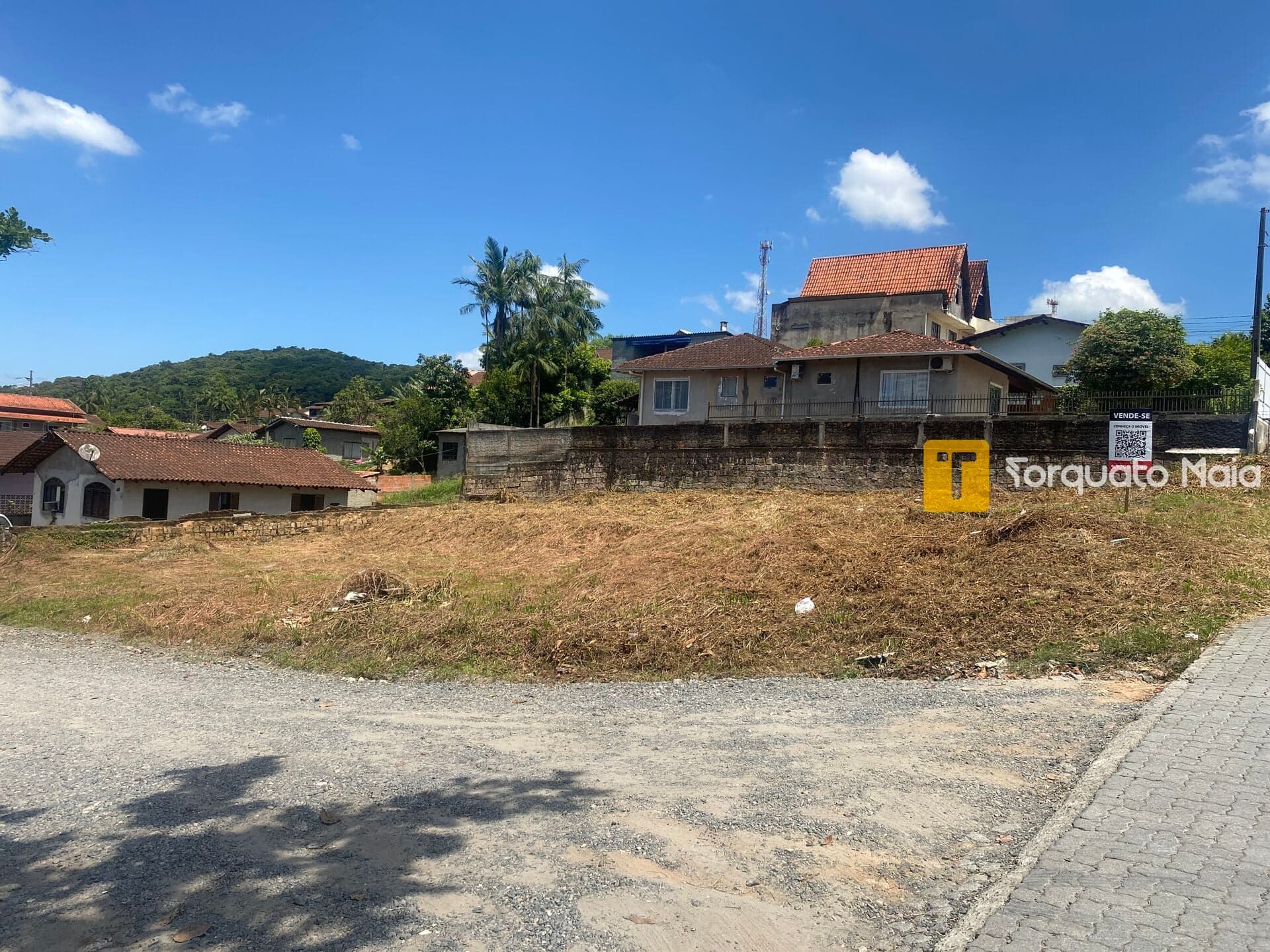 Terreno de Esquina no Bohmerwald | Projeto Aprovado para 8 Geminados | Oportunidade Abaixo do Valor de Mercado!