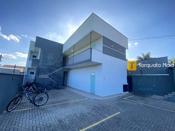 Prédio com 12 apartamentos para investidores