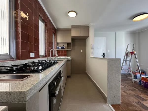 Apartamento totalmente reformado à venda na Alameda Itu