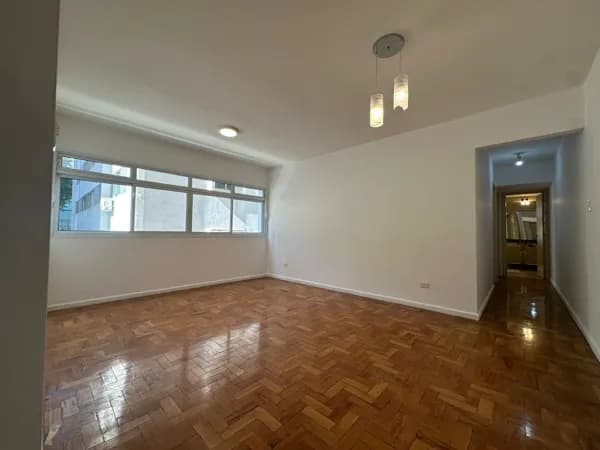 Apartamento para reforma à venda no Paraíso