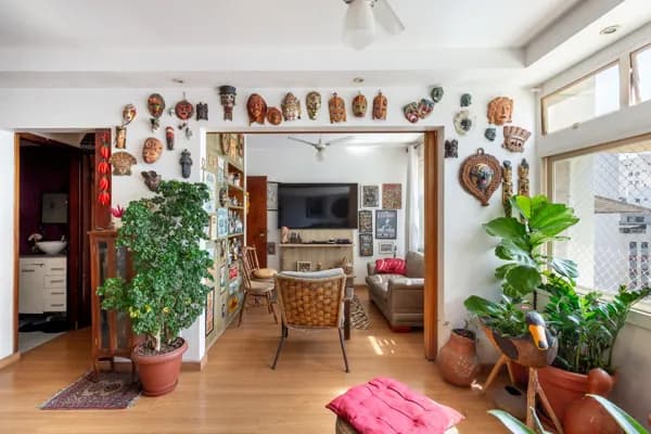 Apê pra reforma na Batataes, parte plana do jardins