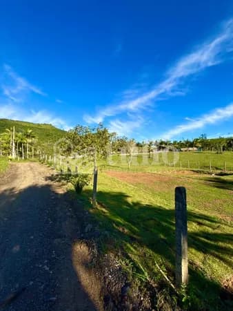 Lindo Terreno em Tijucas-Oliveira pronto para construir