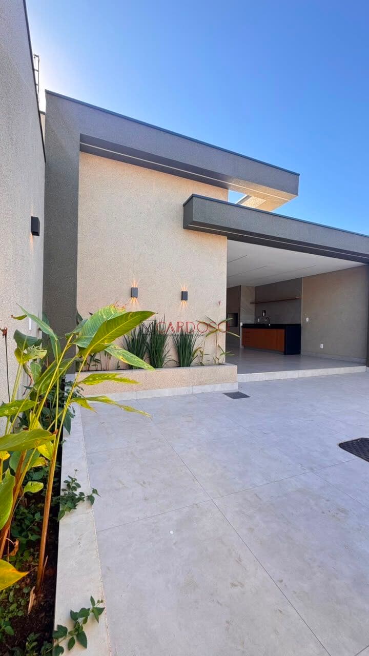 Casa 3 quartos, suítes Qs 309 Samambaia Sul, 3 quartos, aceita financiamento