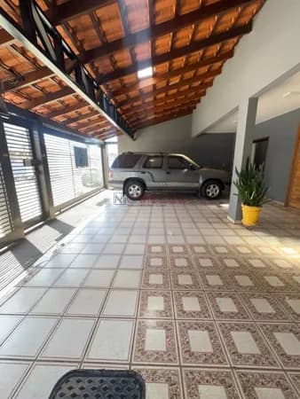 Casa 03 quartos em Taguatinga, Sobrado, 3 pavimentos, 12 quartos, QNJ 35, Aceita financiamento e FGTS