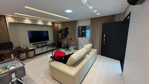 Casa Alto Padrão QR 415 SAMAMBAIA, ACEITA FINANCIAMENTO