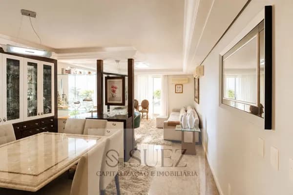 Apartamento com 3 Suítes no Bairro Victor Konder