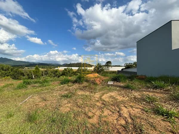 Terreno de 450 m² no Bairro Divinéia, Rio dos Cedros