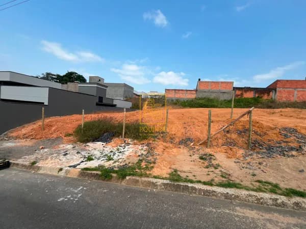Terreno elevado e bem localizado: 364m² no bairro Benedito, Indaial