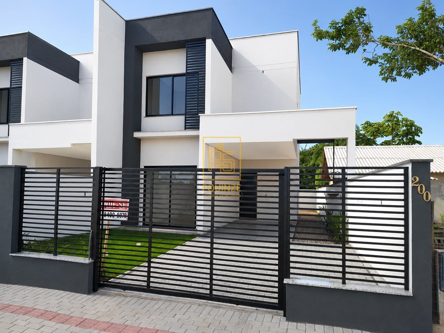 Sobrado com suíte master e amplo espaço externo no bairro Benedito em Indaial