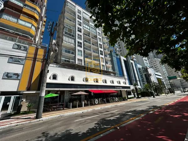 Apartamento frente mar na Barra Sul de Balneário Camboriú