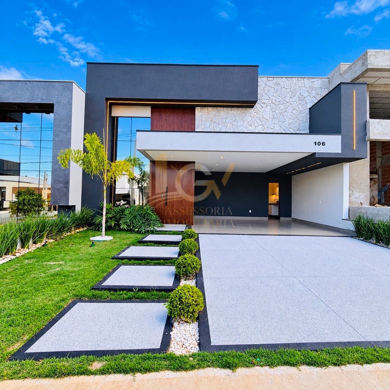 Casa em Condomínio Fechado