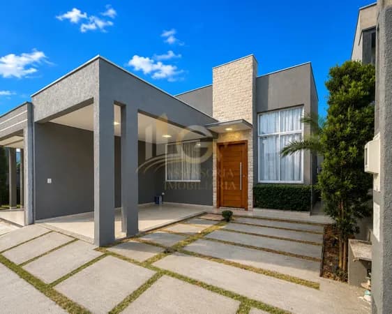 Casa em Condomínio