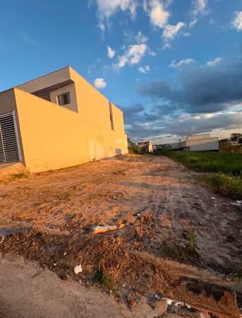 Terreno à Venda no Jardim Bom Sucesso – Excelente Localização para Construir!