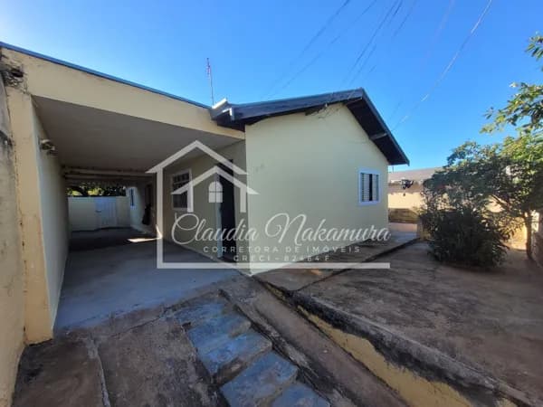 Casa em Mirandópolis - Centro