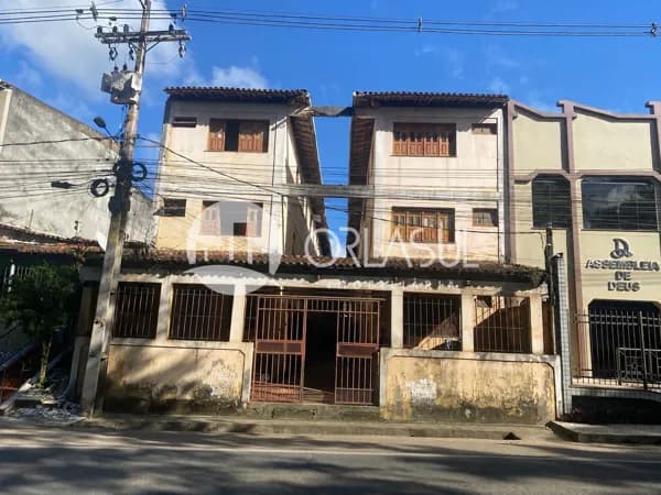 Prédio no Salobrinho a venda em Ilhéus/BA