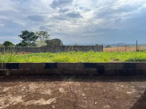 Terreno de 355,72m2 - Reserva São José