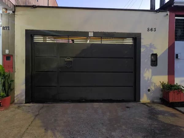 Casa em Ribeirão Preto - Vila Albertina