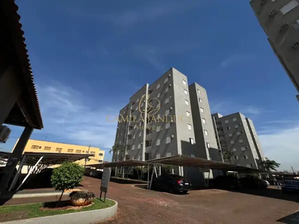 Apartamento face sombra nos Campos Eliseos