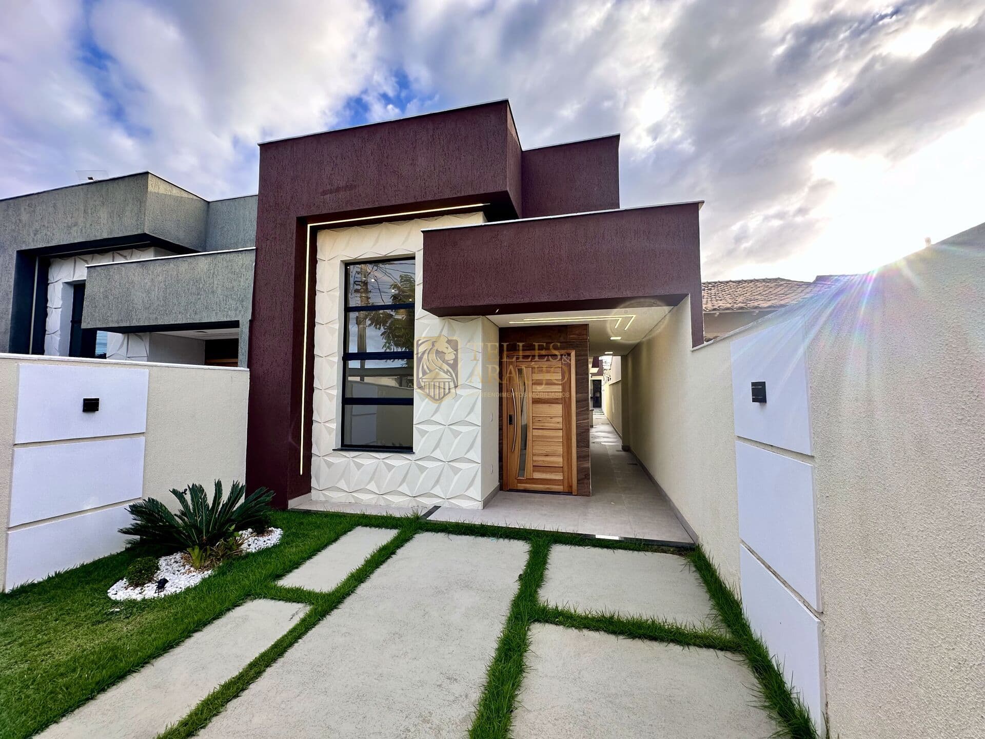 Casa Alto Padrão em Jardim Atlântico Leste (Itaipuaçu), Maricá/RJ