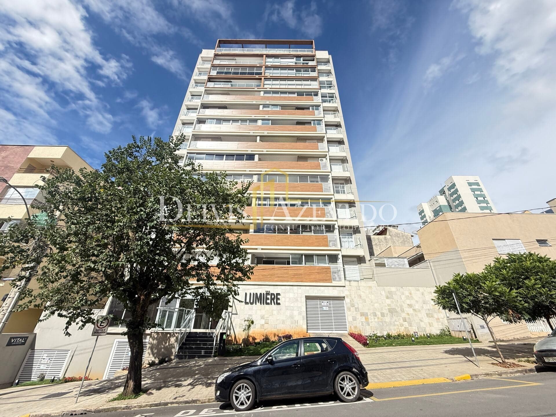 Apartamento "PORTEIRA FECHADA" Centro de Poços de Caldas - MG