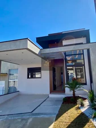 Casa de Condomínio em Sorocaba - Horto Florestal