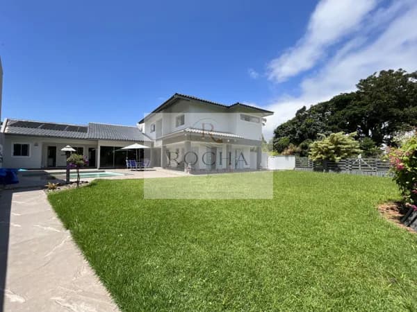 Casa Alto Padrão em Ubatuba, São Francisco do Sul/SC