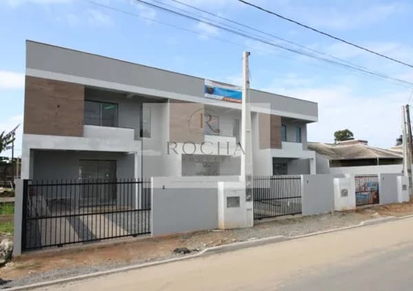 Sobrado Geminado no Ubatuba