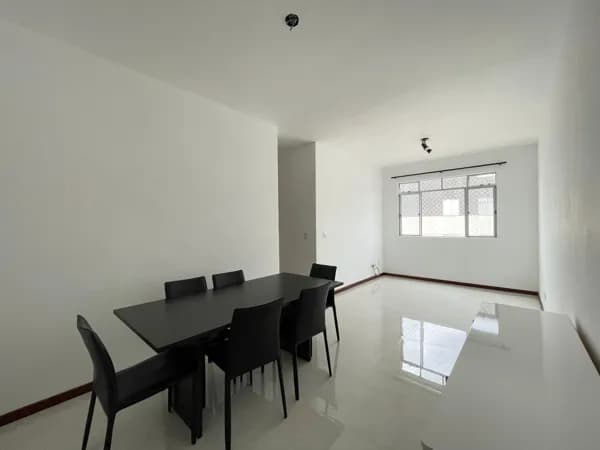 Apartamento com 3 quartos para alugar no Buritis