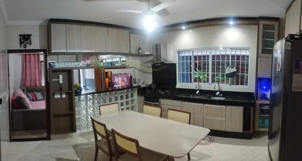 Casa à venda no Bairro Nair Maria – Acabamento de Alto Padrão!