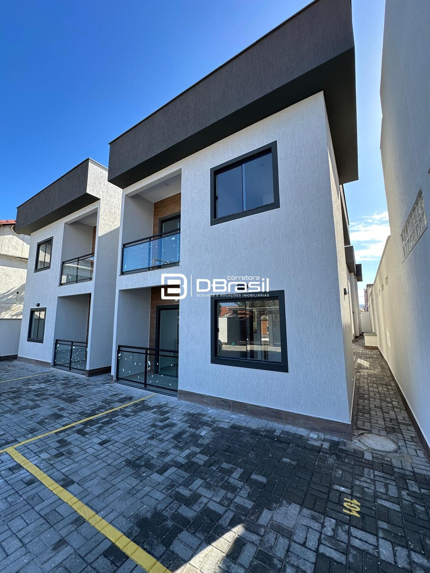 Apartamento Padrão em Jardim Atlântico Oeste, Maricá/RJ