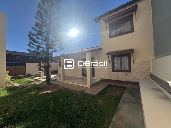 Casa Duplex em Cordeirinho, Maricá/RJ