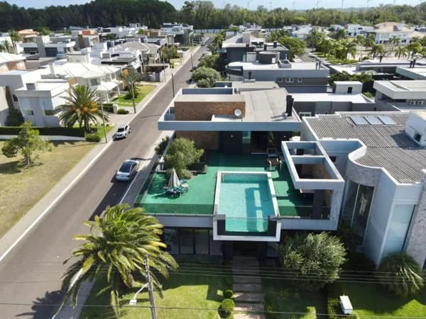 Casa à Venda no Condomínio Velas da Marina em Capão da Canoa