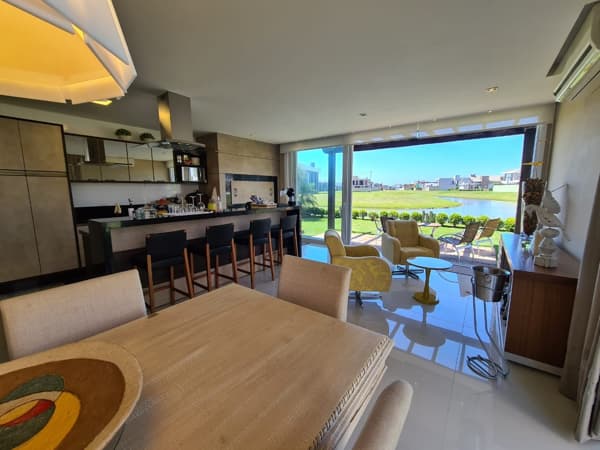 Casa a venda no Condomínio Capão Ilhas Resort